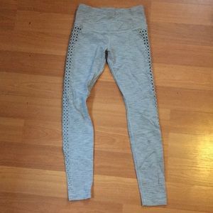 Lorna Jane Leggings Triangle detail Small
